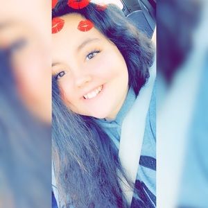 Meet your Posher, Molly